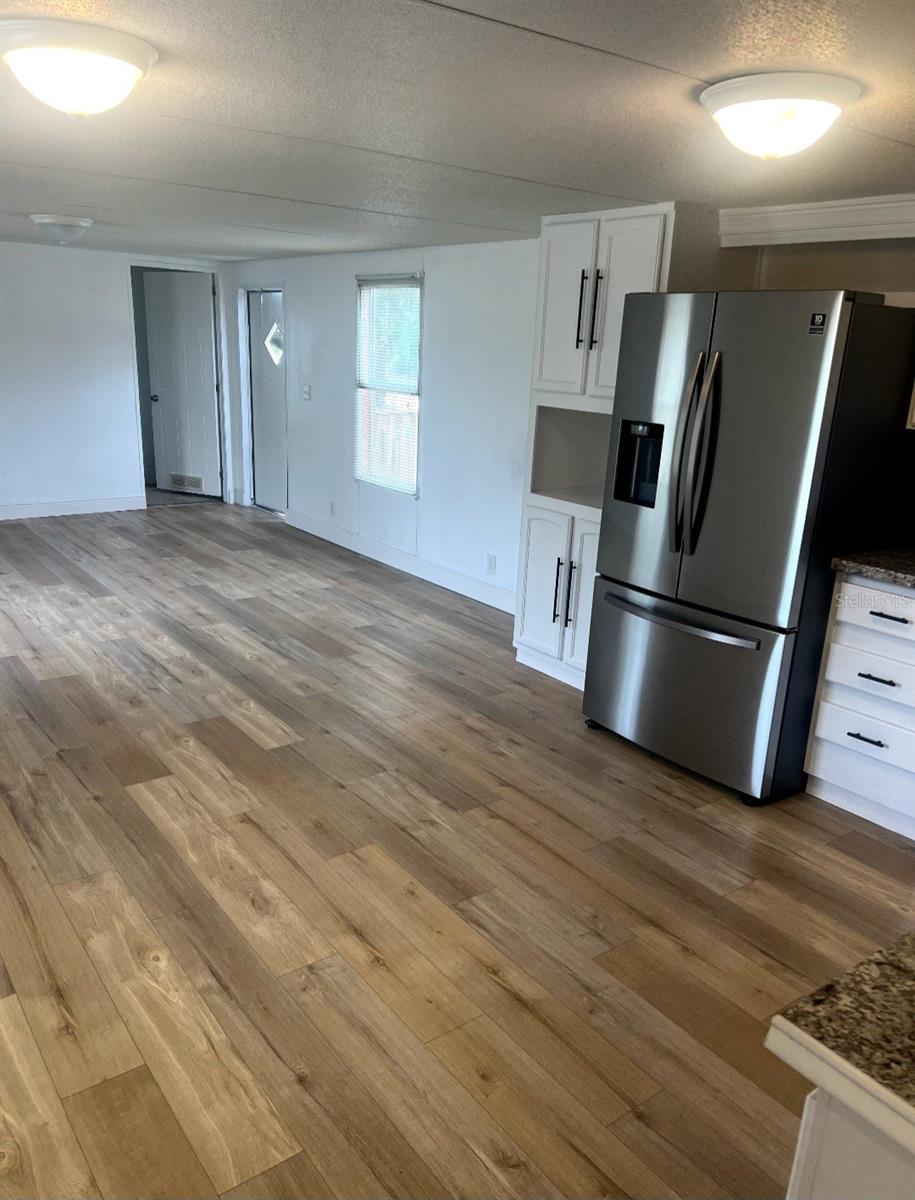 Image 4 of 17 For 11281 61st Street