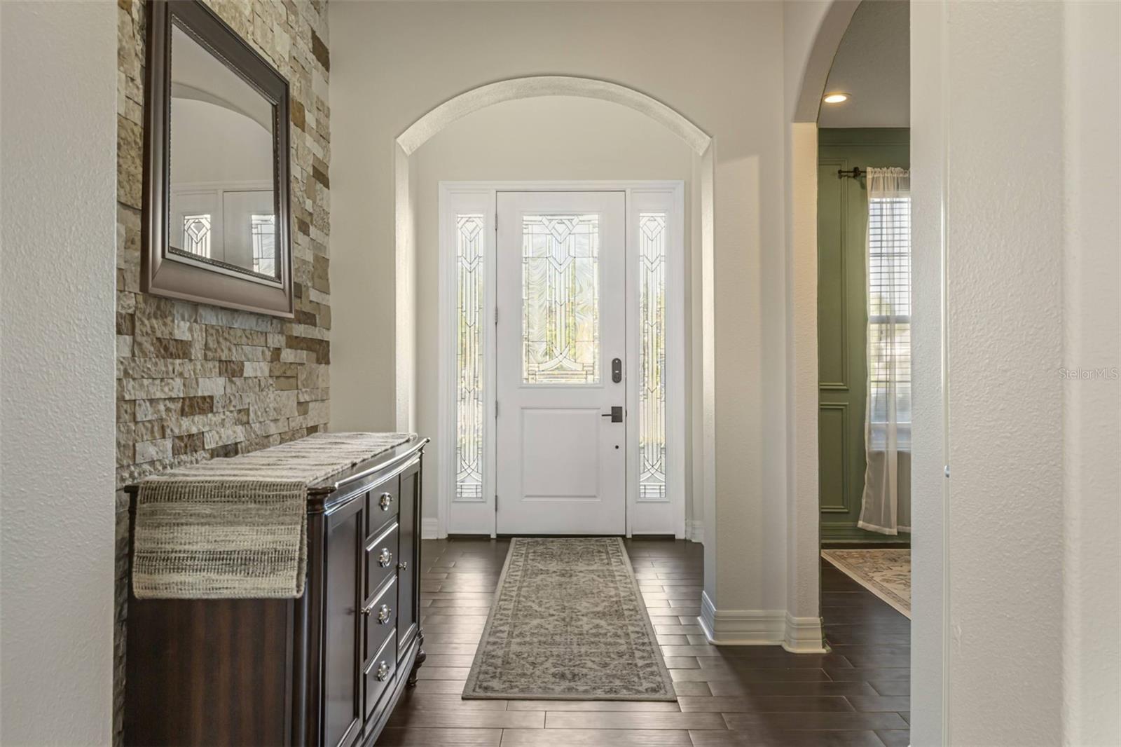 Image 3 of 49 For 1157 Hollow Pine Drive