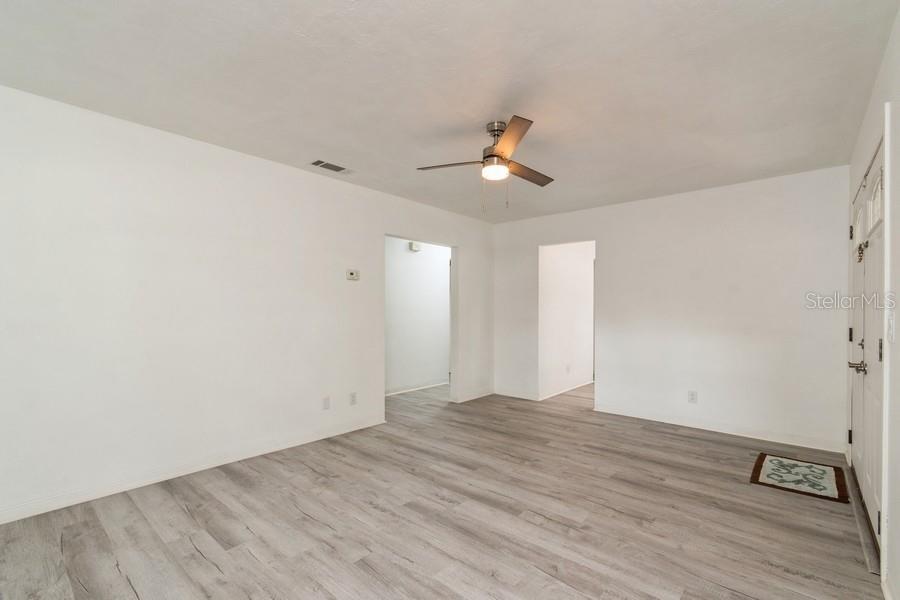 Image 13 of 44 For 2911 17th Terrace