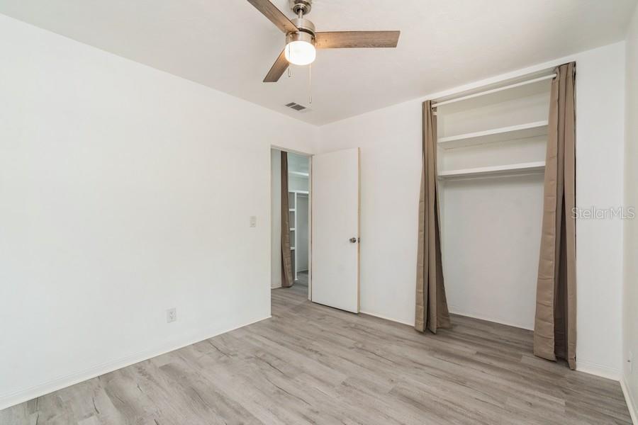Image 18 of 44 For 2911 17th Terrace