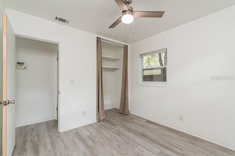 Image 21 of 44 For 2911 17th Terrace