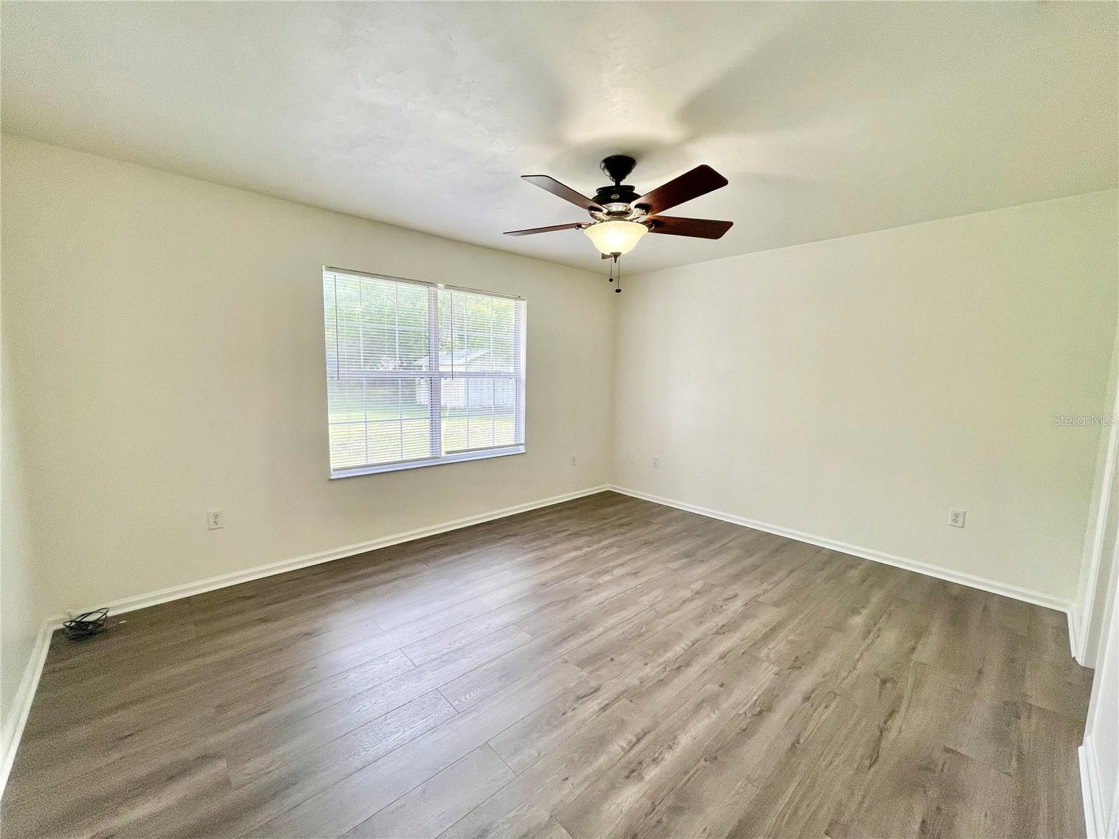 Image 12 of 41 For 24409 25th Place