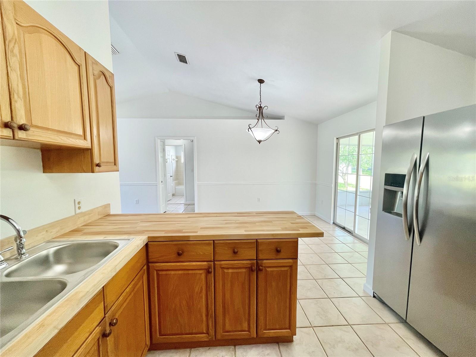 Image 6 of 41 For 24409 25th Place