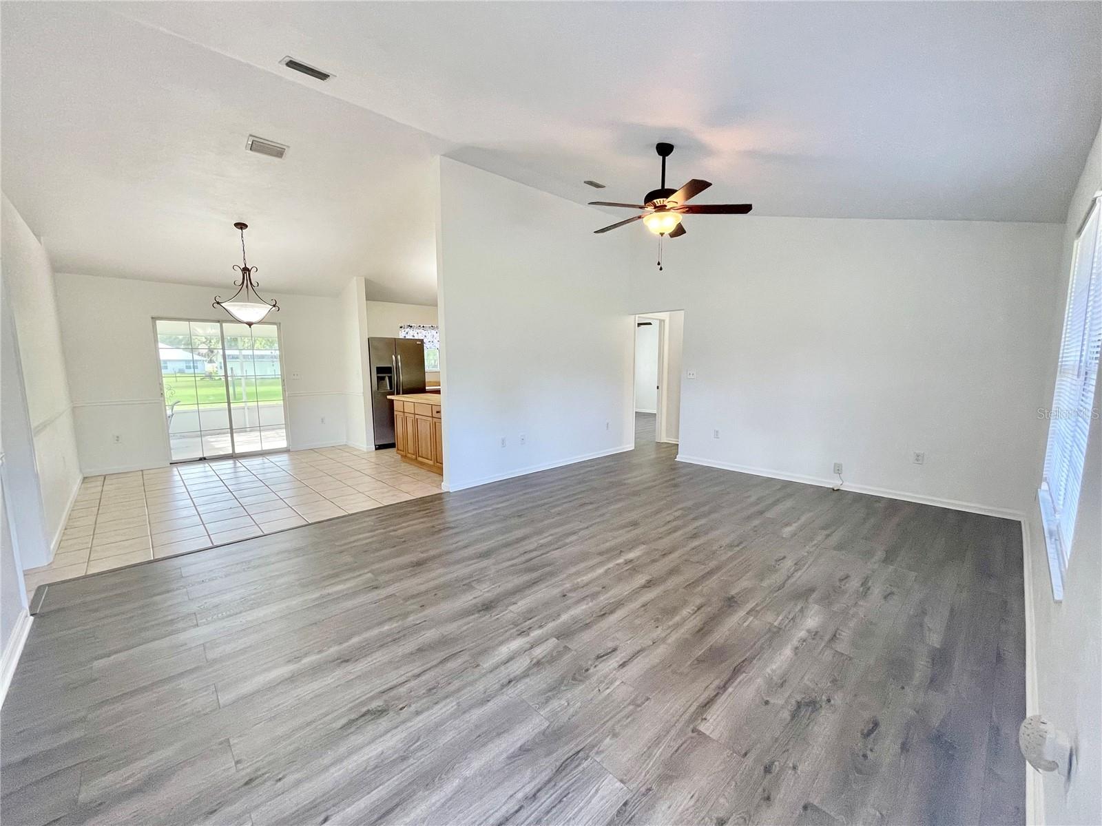 Image 8 of 41 For 24409 25th Place