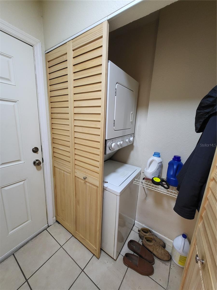 Image 10 of 27 For 1810 23rd Boulevard 114