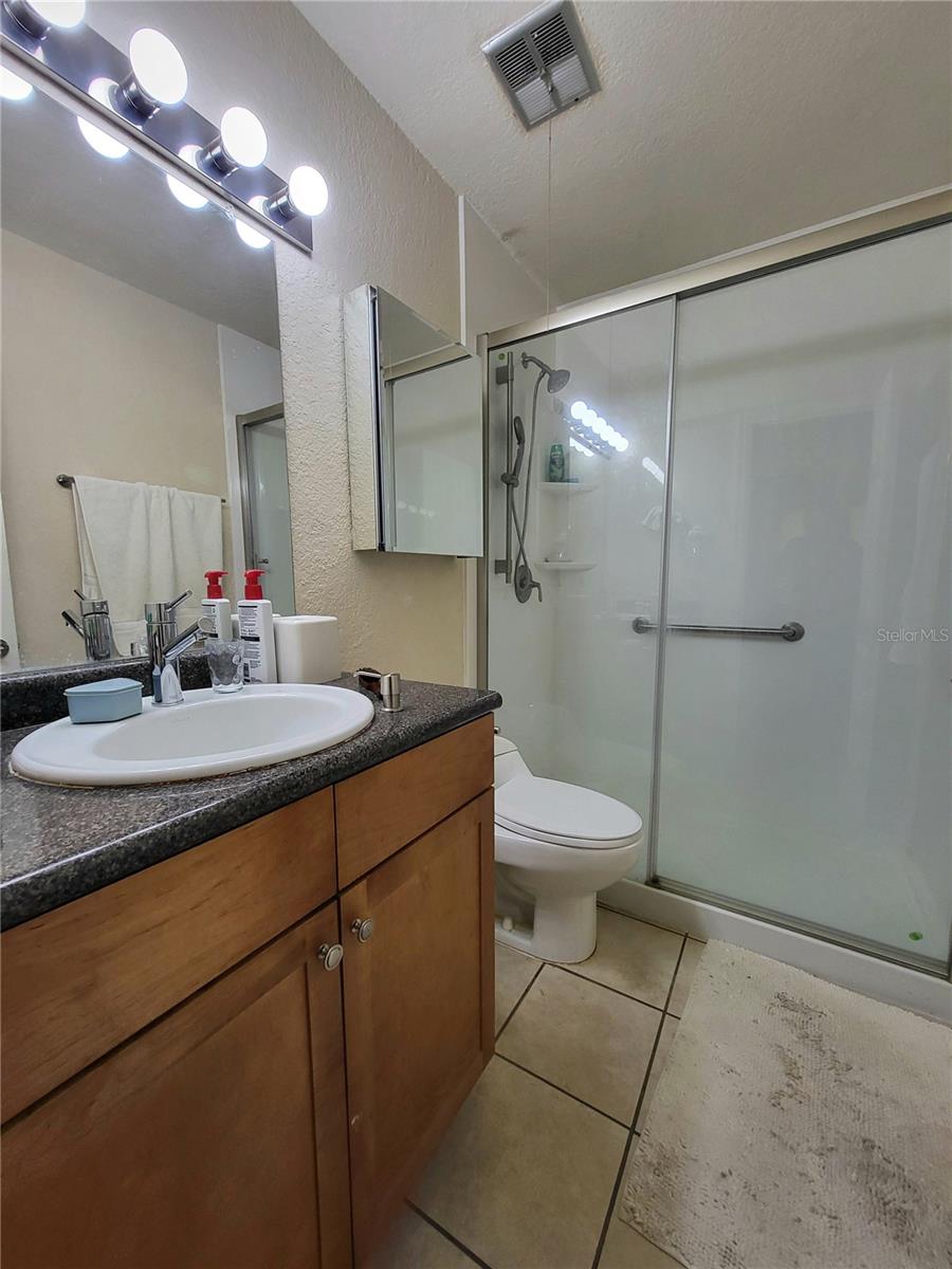 Image 12 of 27 For 1810 23rd Boulevard 114