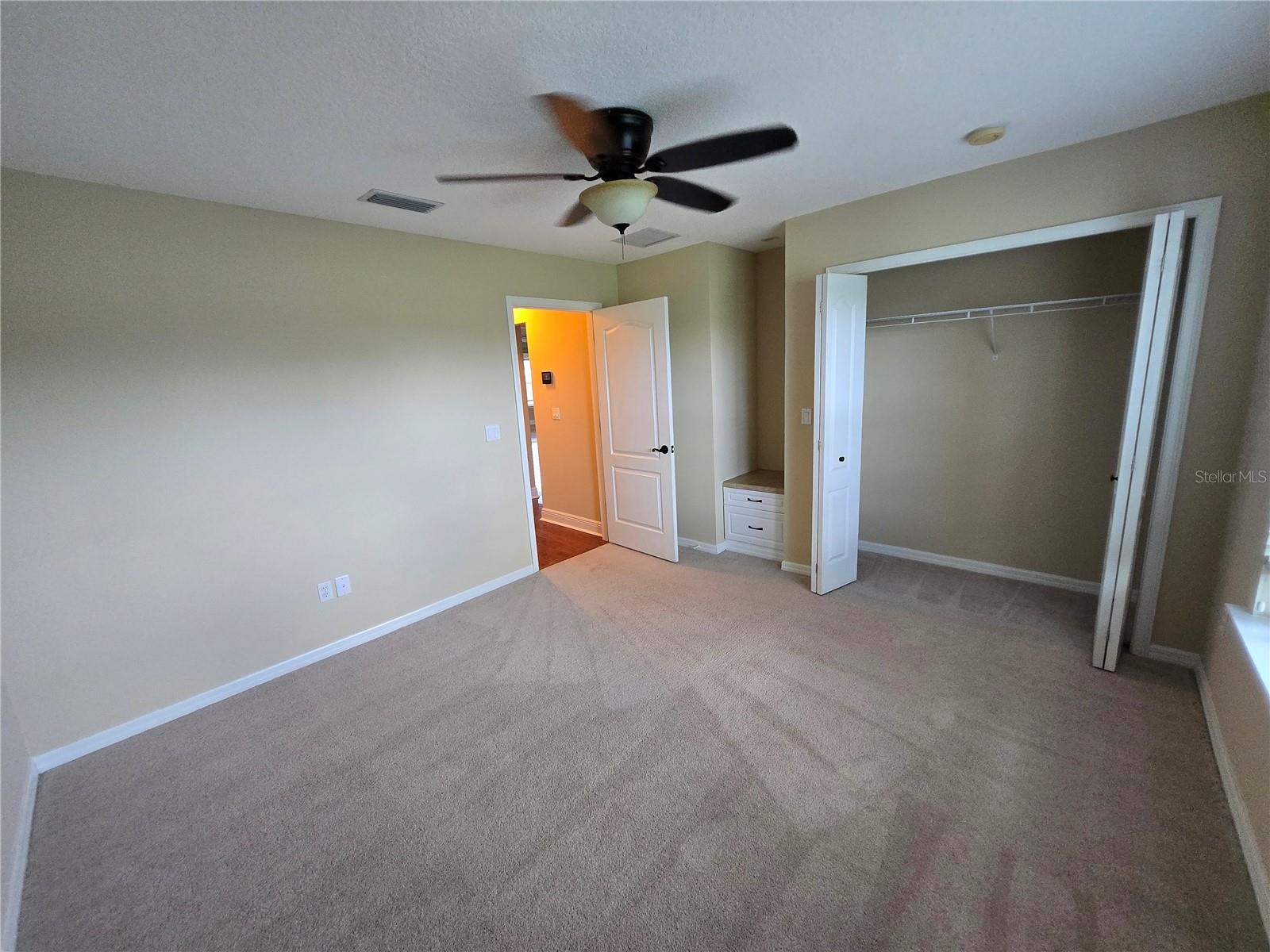 Image 33 of 53 For 9982 101st Avenue