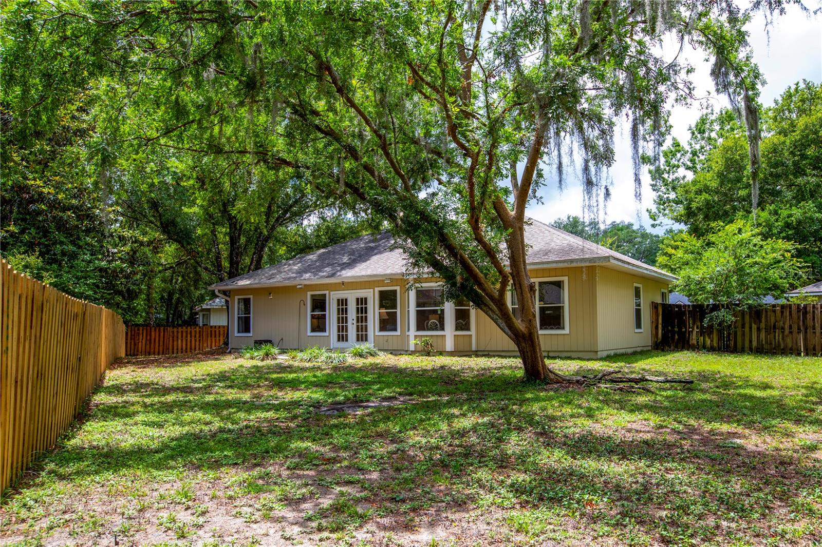 Image 21 of 27 For 4527 34th Drive