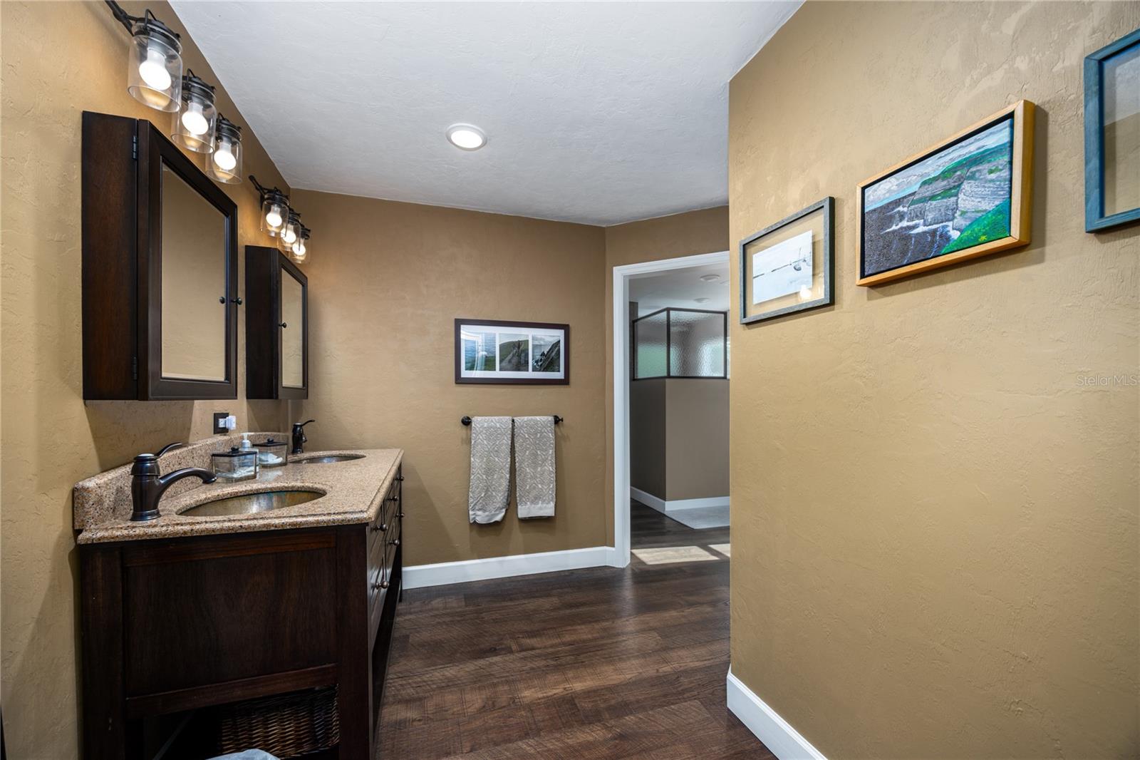 Image 67 of 100 For 4820 59th Street