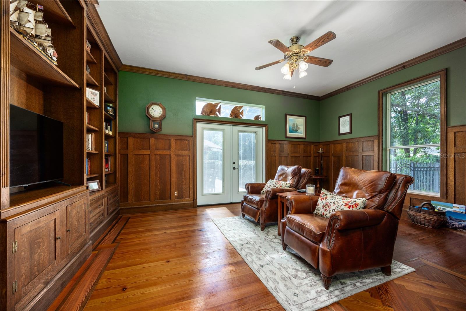 Image 7 of 100 For 4820 59th Street