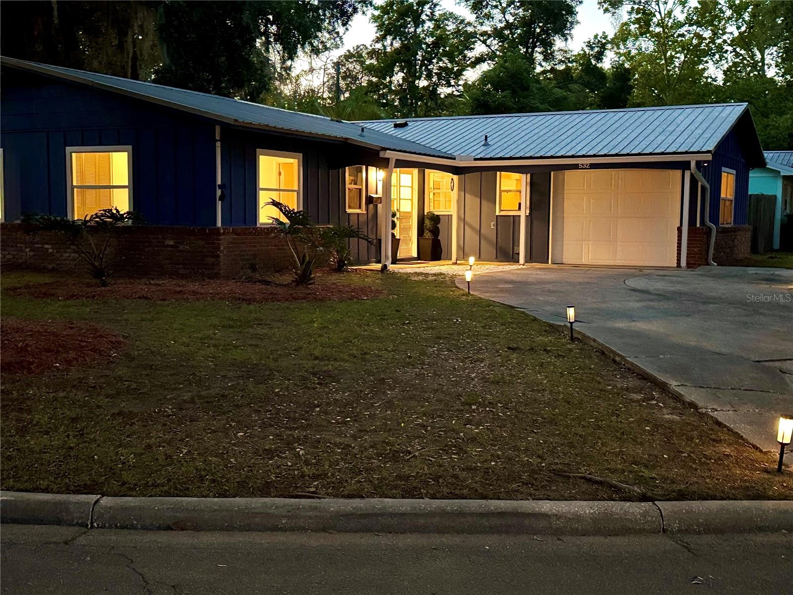 Image 4 of 12 For 532 7th Terrace