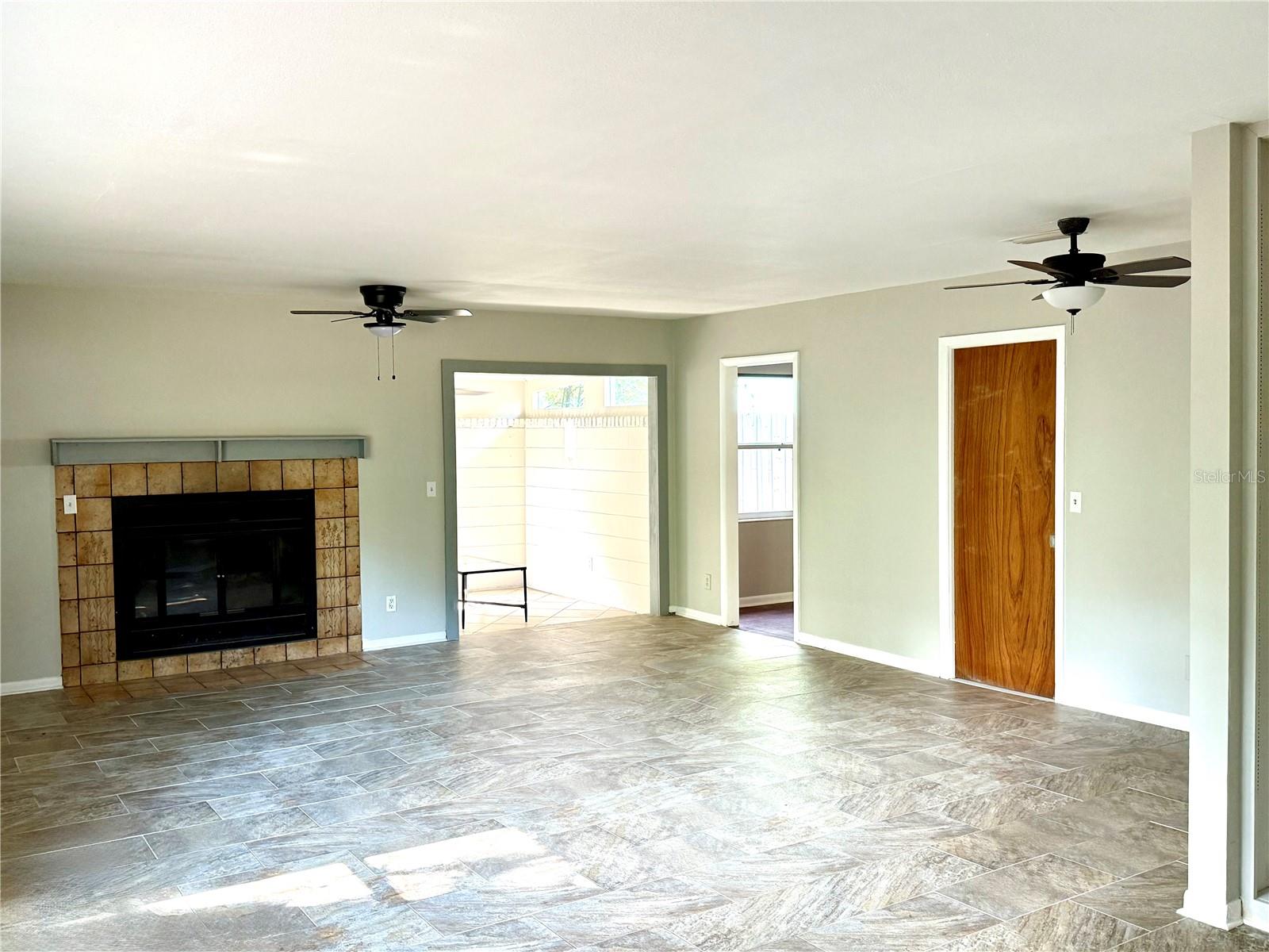Image 5 of 12 For 532 7th Terrace
