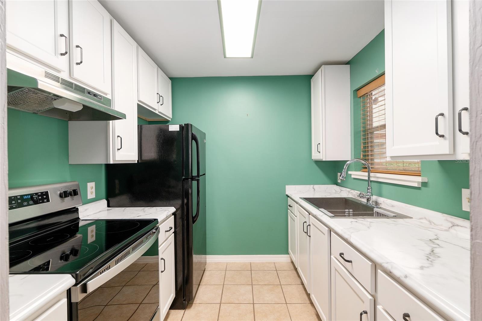 Image 10 of 33 For 2360 Archer Road 1102