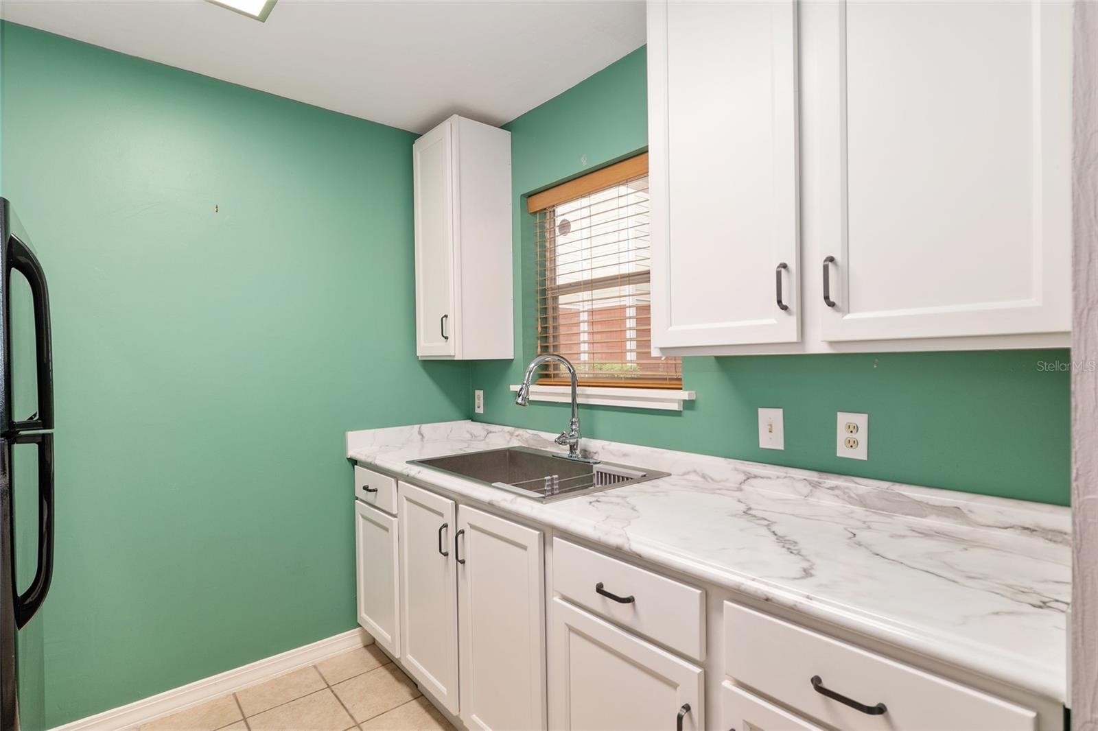 Image 12 of 33 For 2360 Archer Road 1102