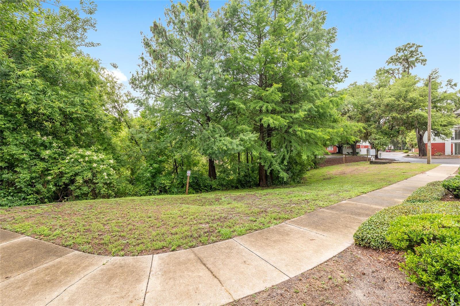 Image 28 of 33 For 2360 Archer Road 1102