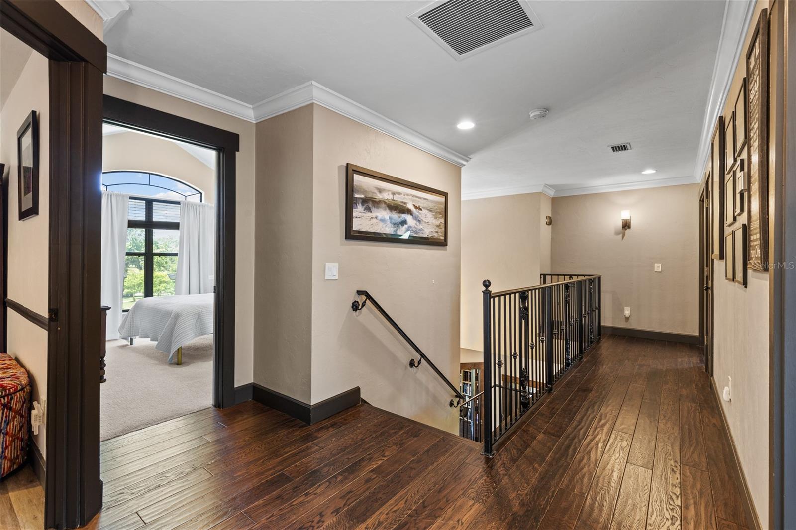 Image 18 of 54 For 11049 Creek Drive