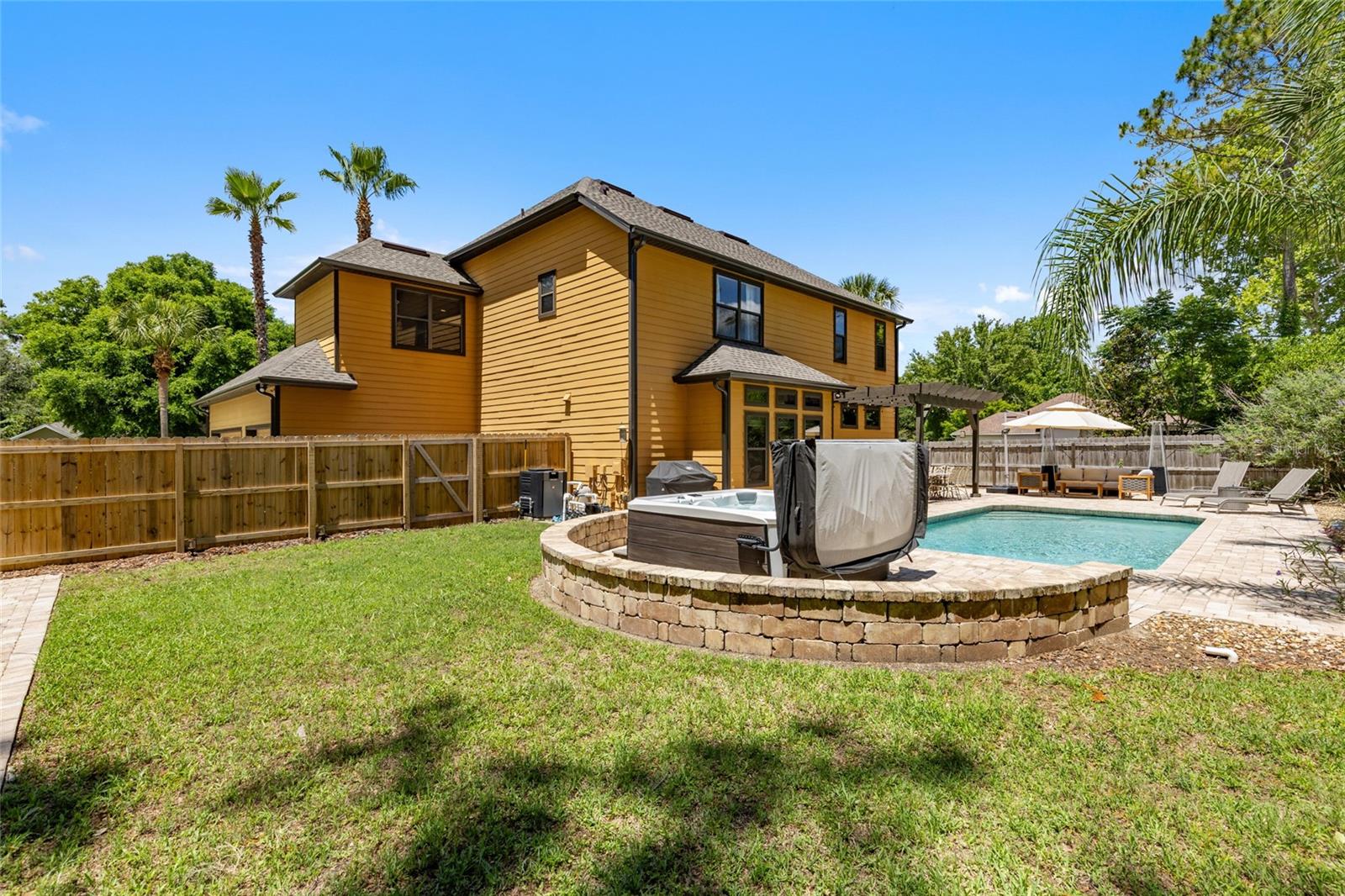 Image 30 of 54 For 11049 Creek Drive