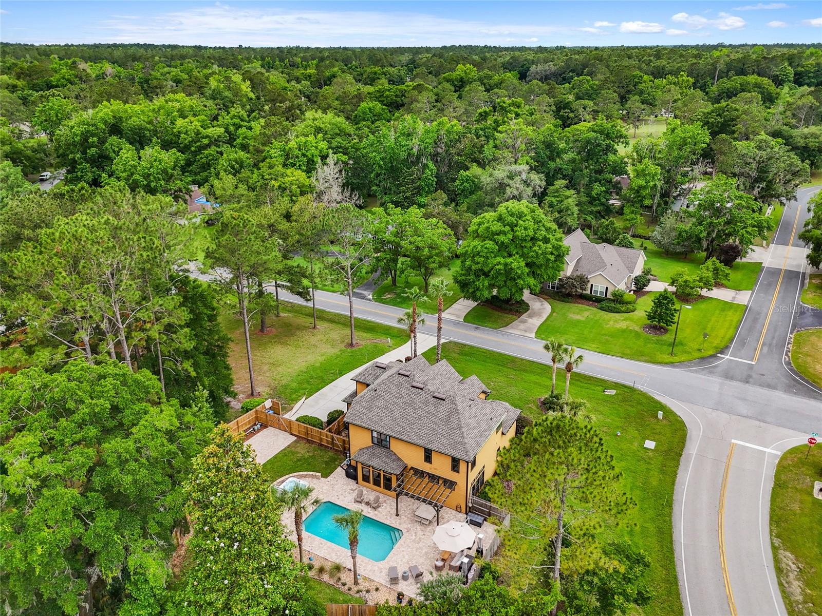 Image 41 of 54 For 11049 Creek Drive