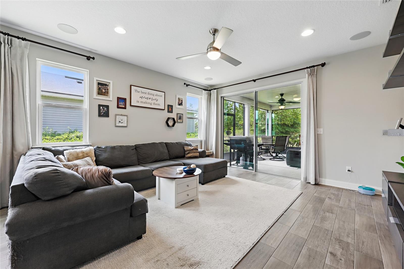 Image 15 of 52 For 1124 Persimmon Drive