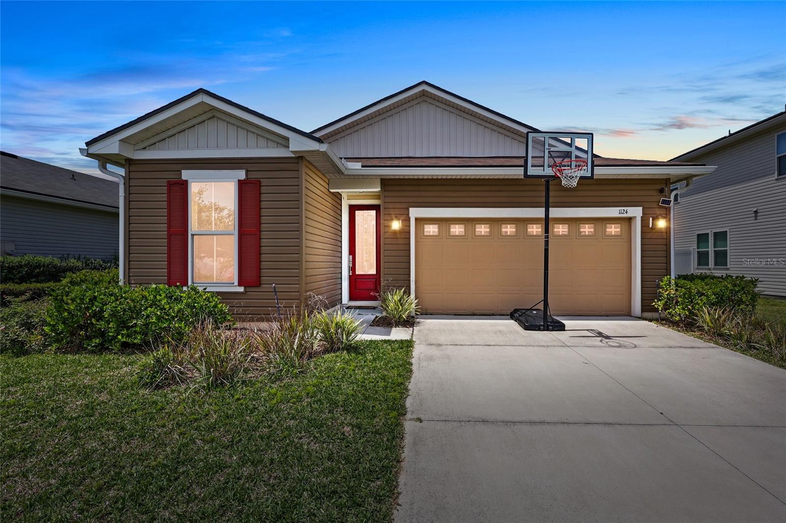 Image 2 of 52 For 1124 Persimmon Drive