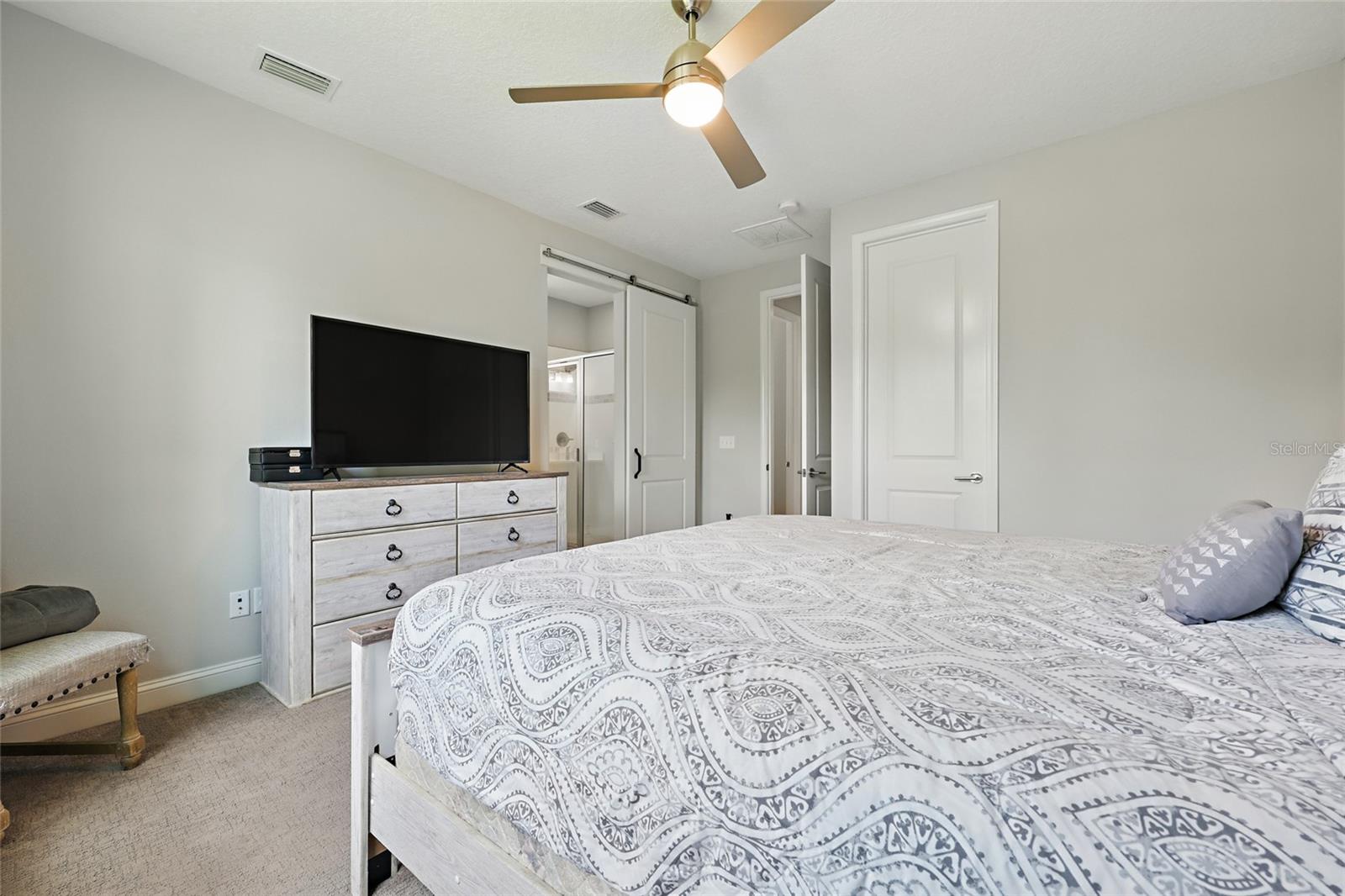 Image 20 of 52 For 1124 Persimmon Drive