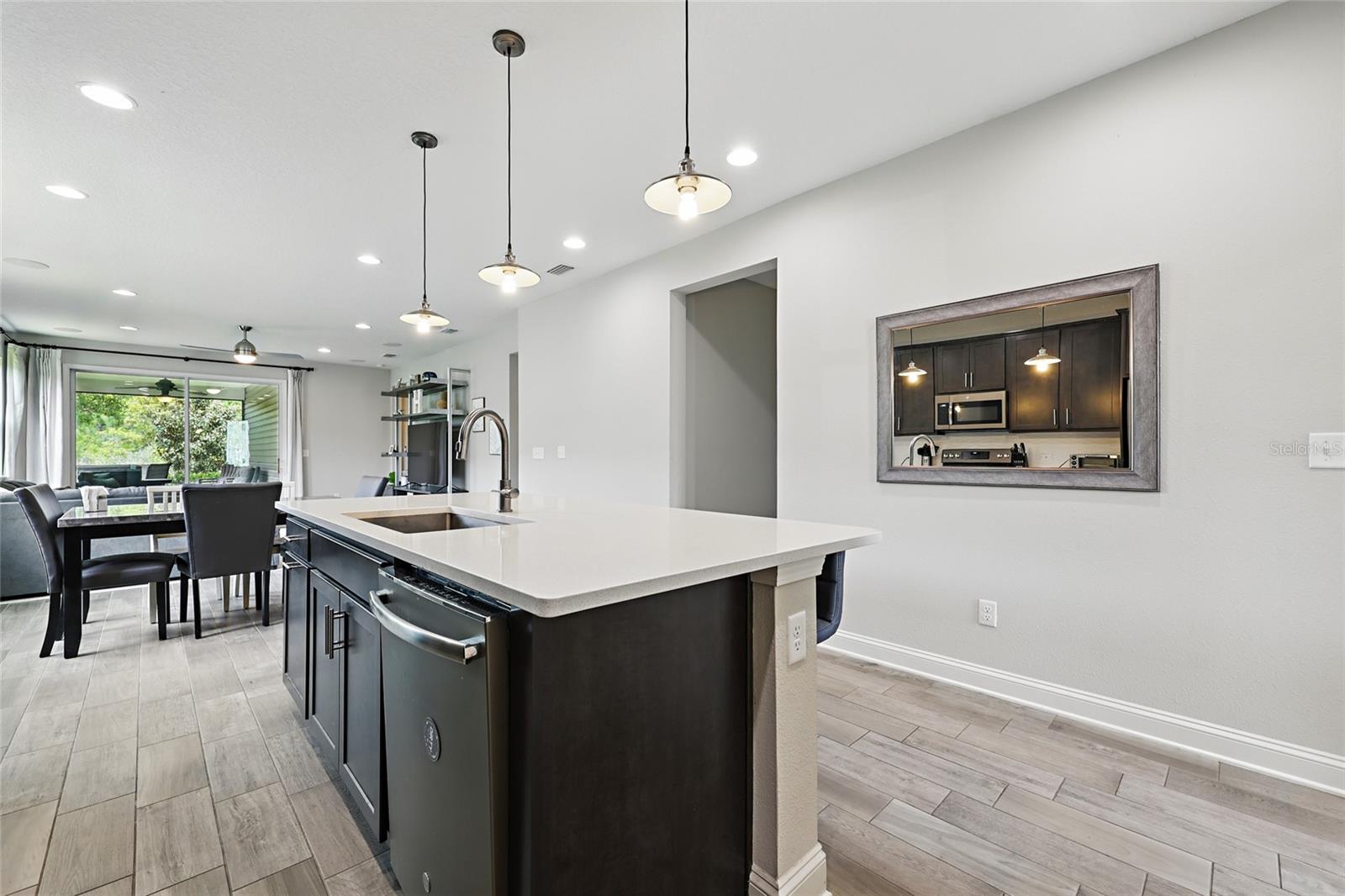 Image 9 of 52 For 1124 Persimmon Drive