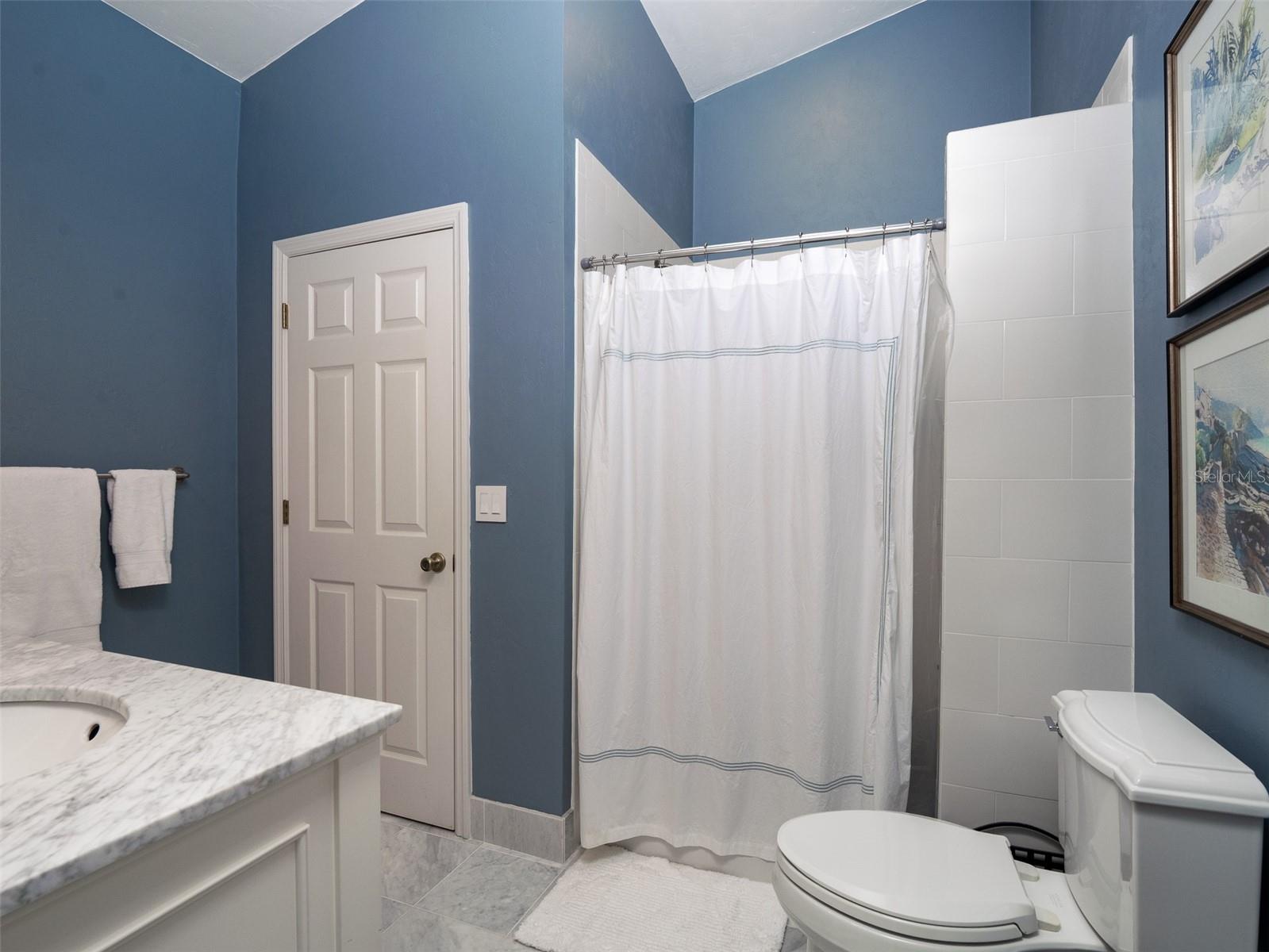 Image 18 of 32 For 21126 101st Avenue