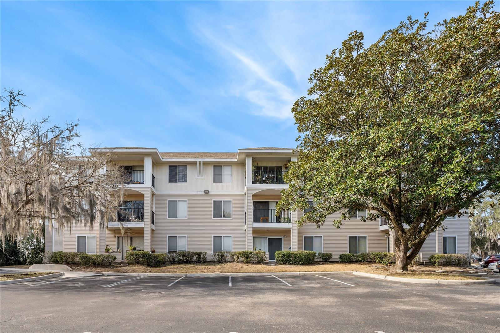 Image 19 of 20 For 3921 34th Street 211