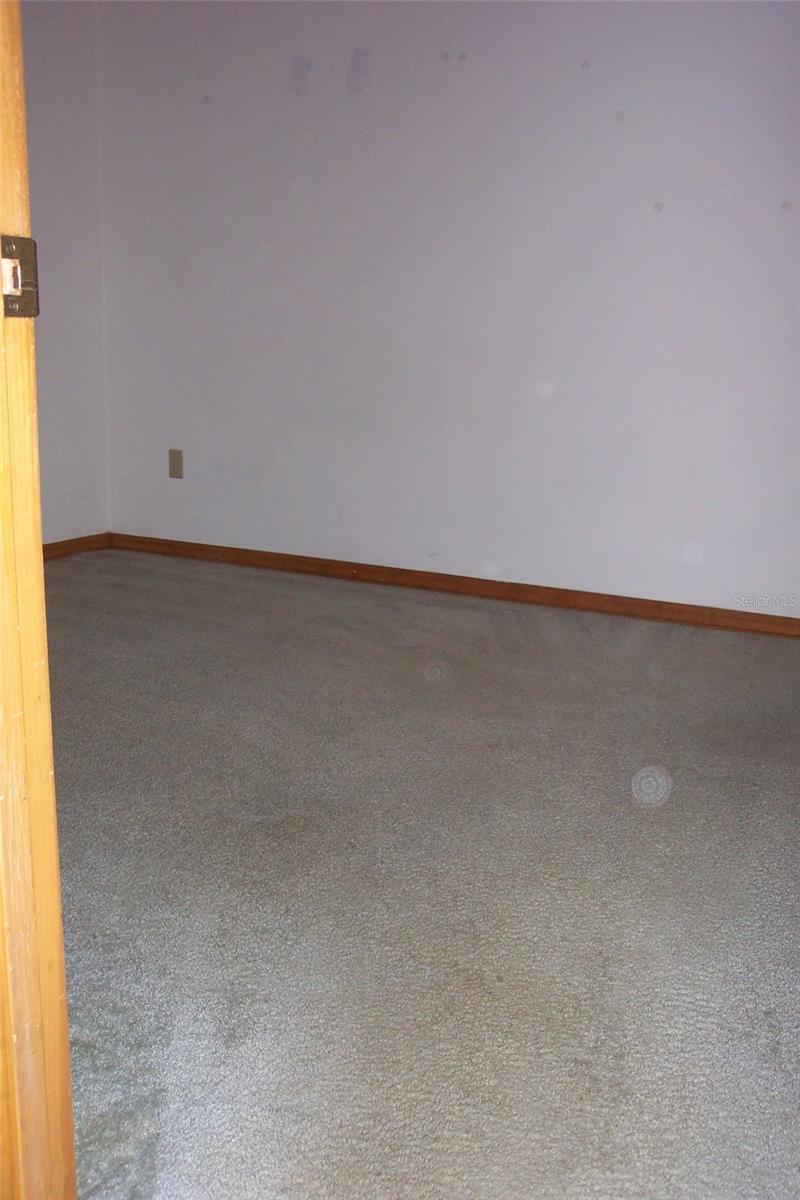 Image 5 of 11 For 816 55th Terrace