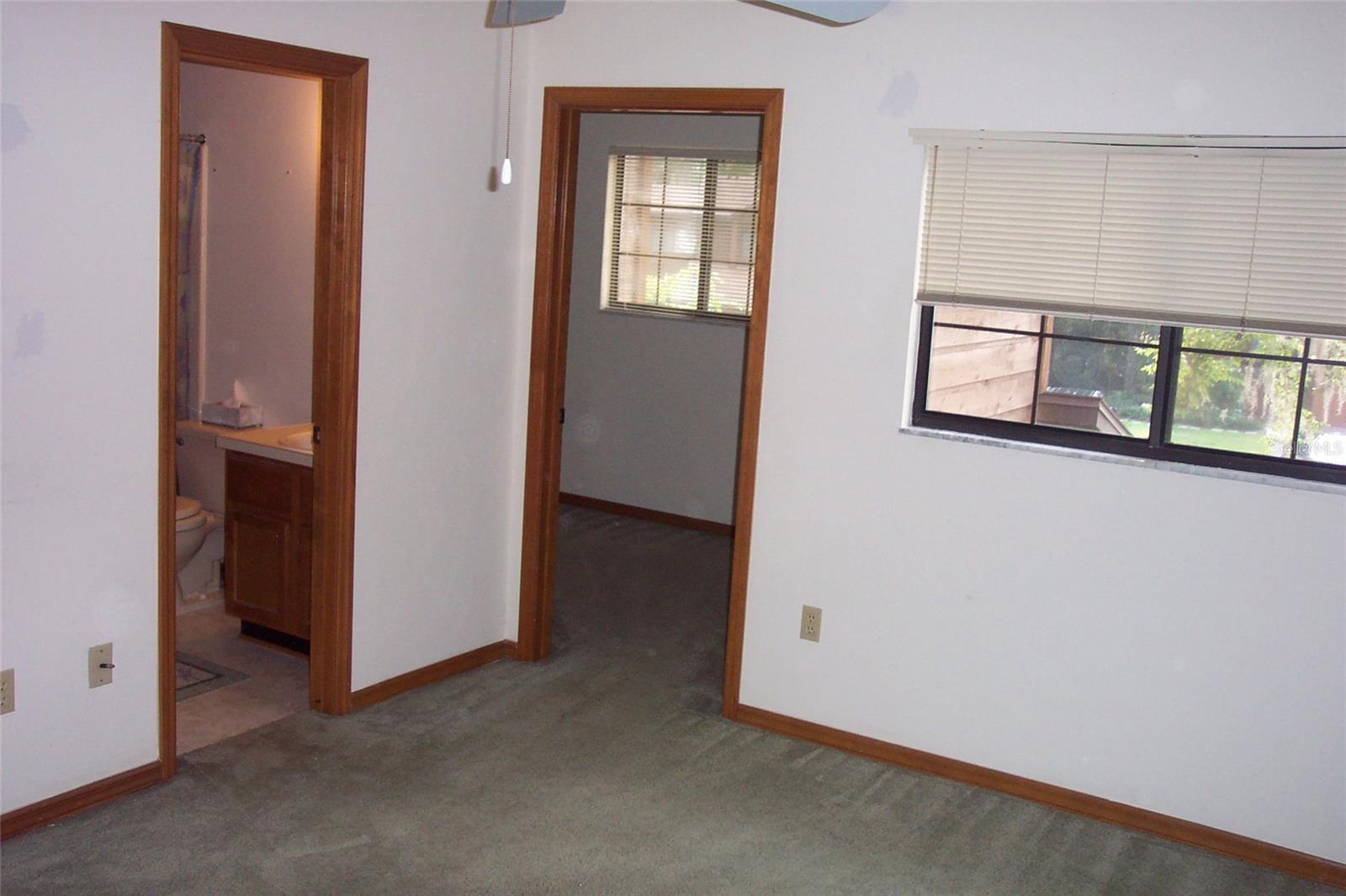 Image 8 of 11 For 816 55th Terrace