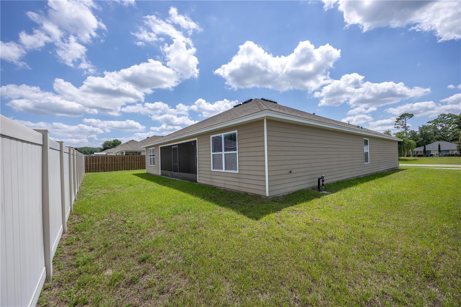 Image 13 of 46 For 19553 229th Street