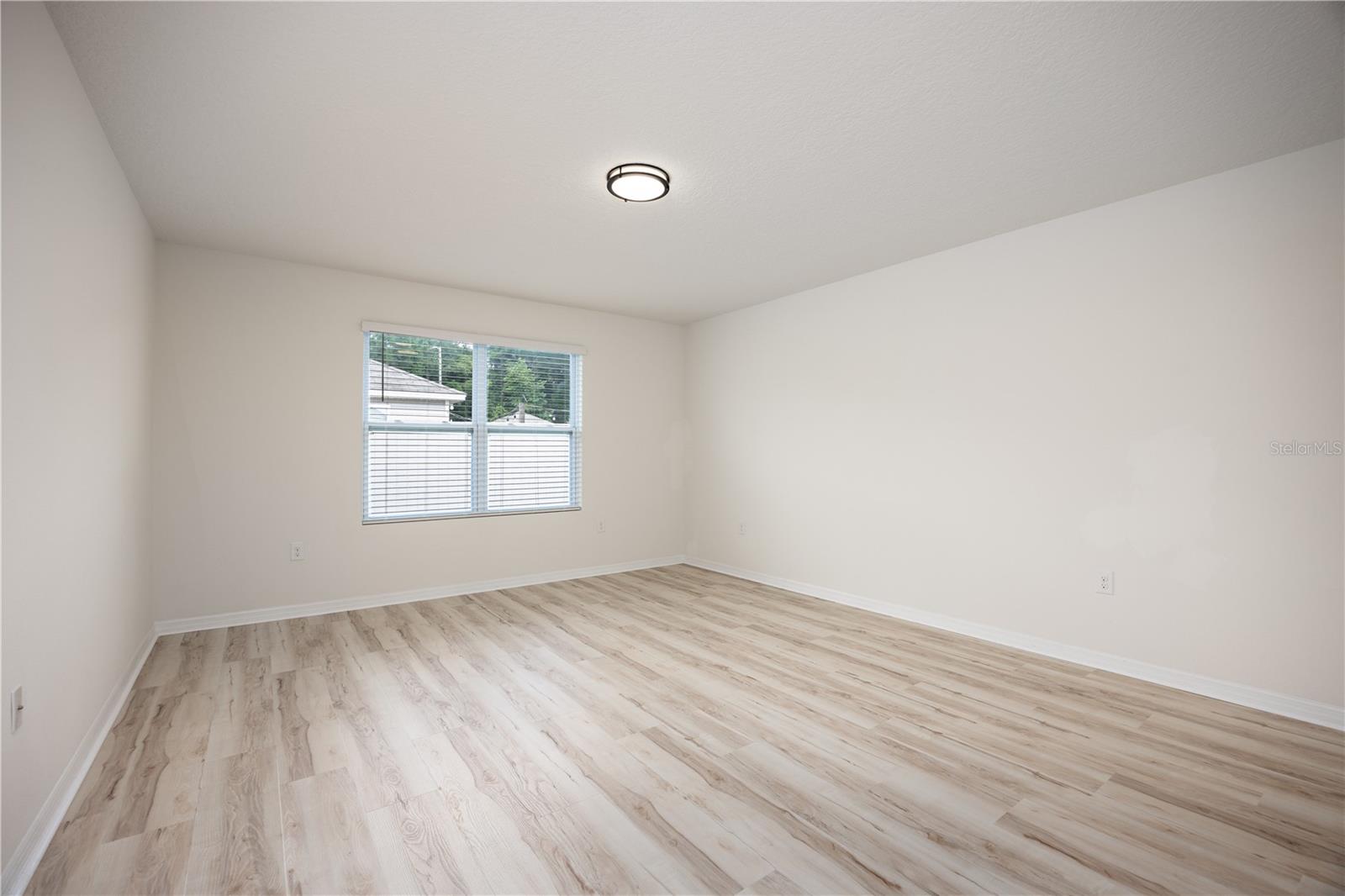 Image 34 of 46 For 19553 229th Street