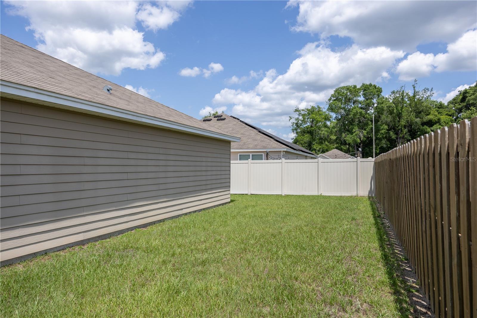 Image 9 of 46 For 19553 229th Street
