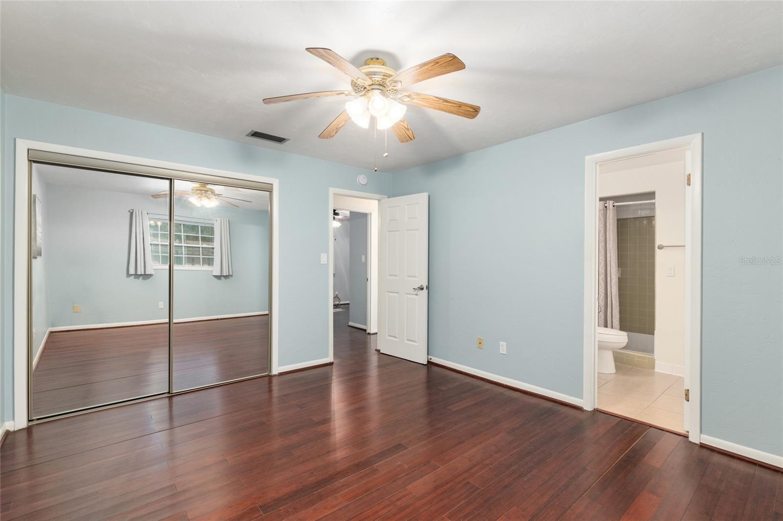 Image 34 of 62 For 5610 29th Terrace