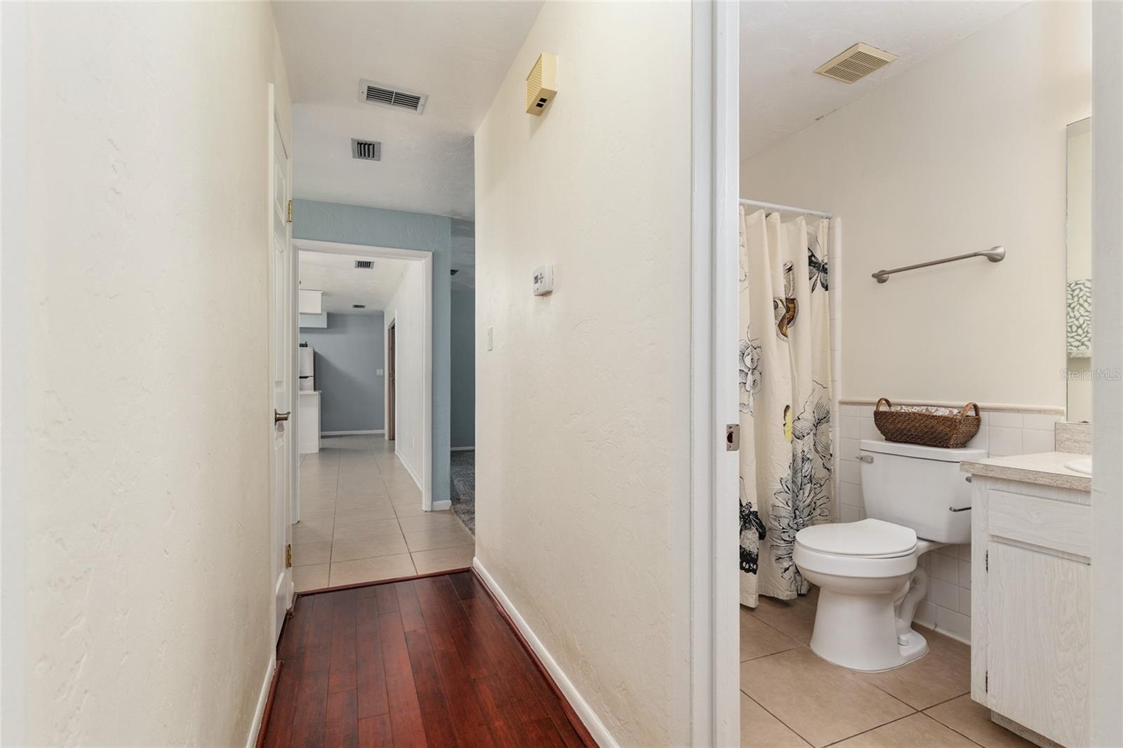 Image 40 of 62 For 5610 29th Terrace