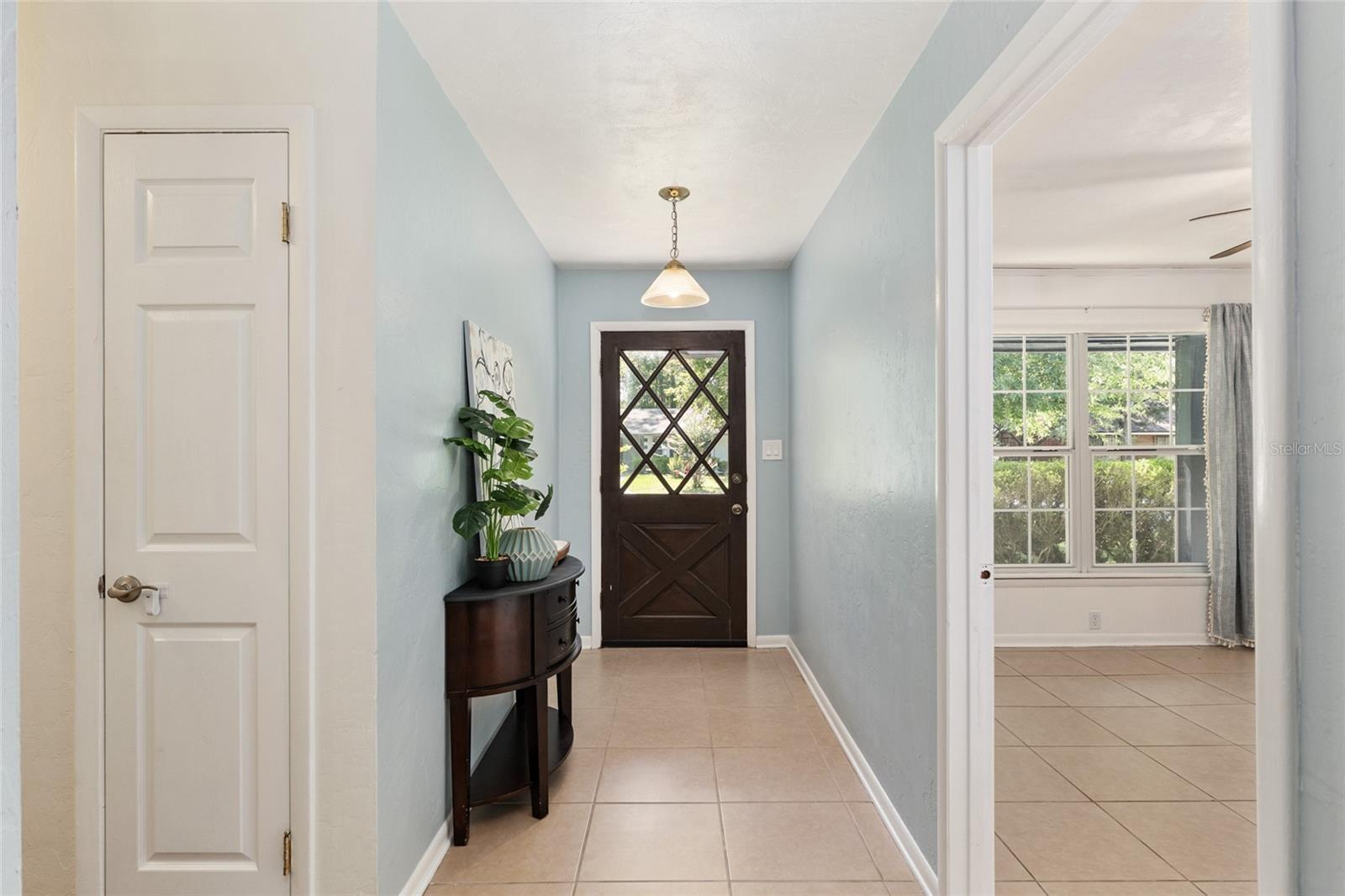 Image 7 of 62 For 5610 29th Terrace