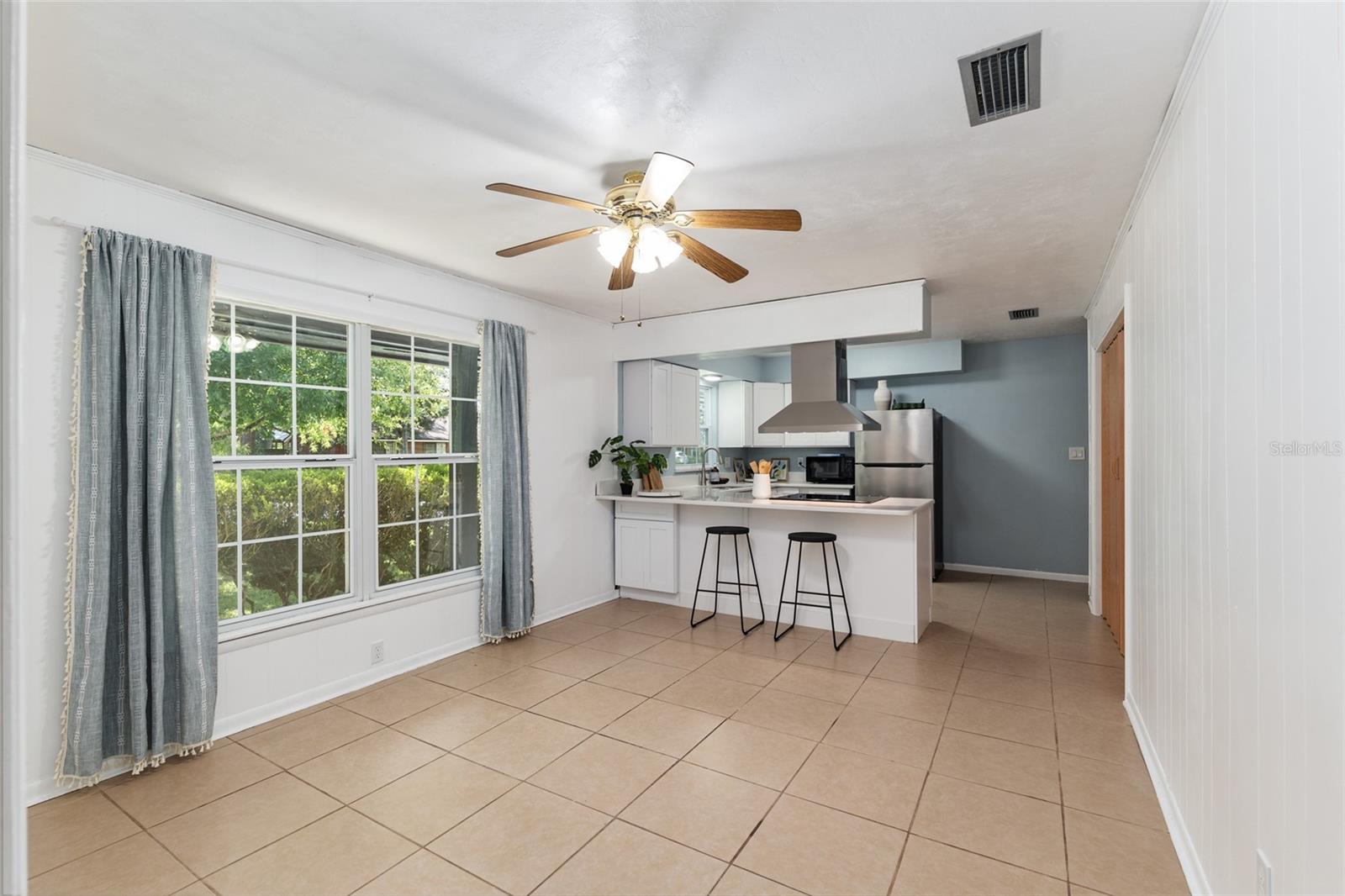 Image 9 of 62 For 5610 29th Terrace