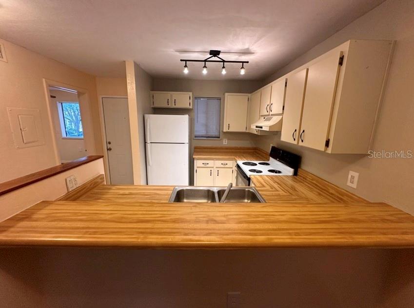 Image 4 of 14 For 109 16th Avenue Q101