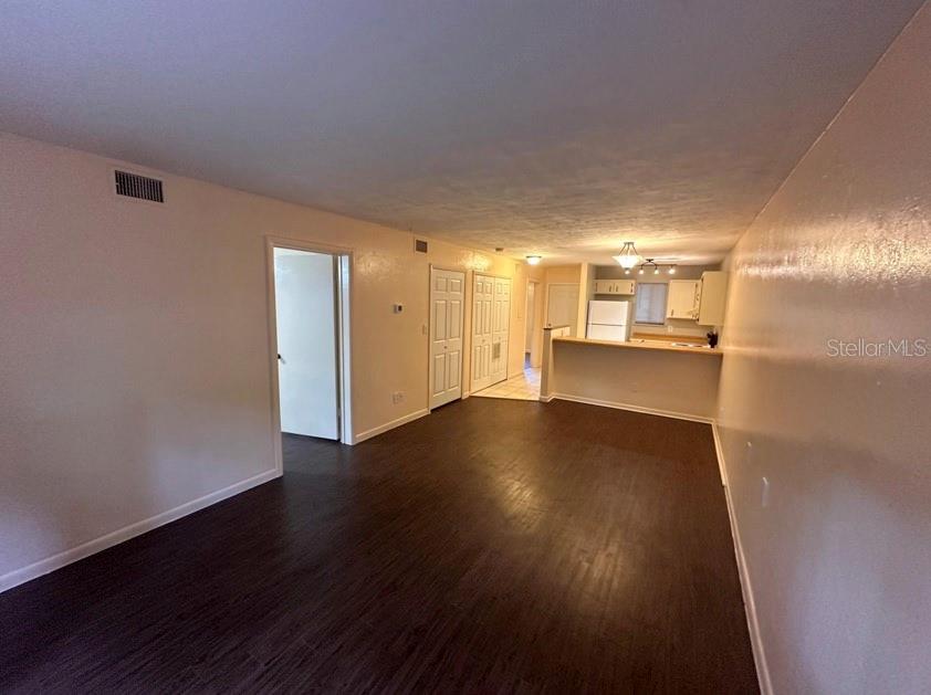 Image 5 of 14 For 109 16th Avenue Q101
