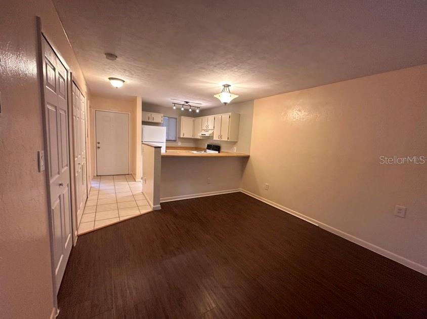Image 6 of 14 For 109 16th Avenue Q101