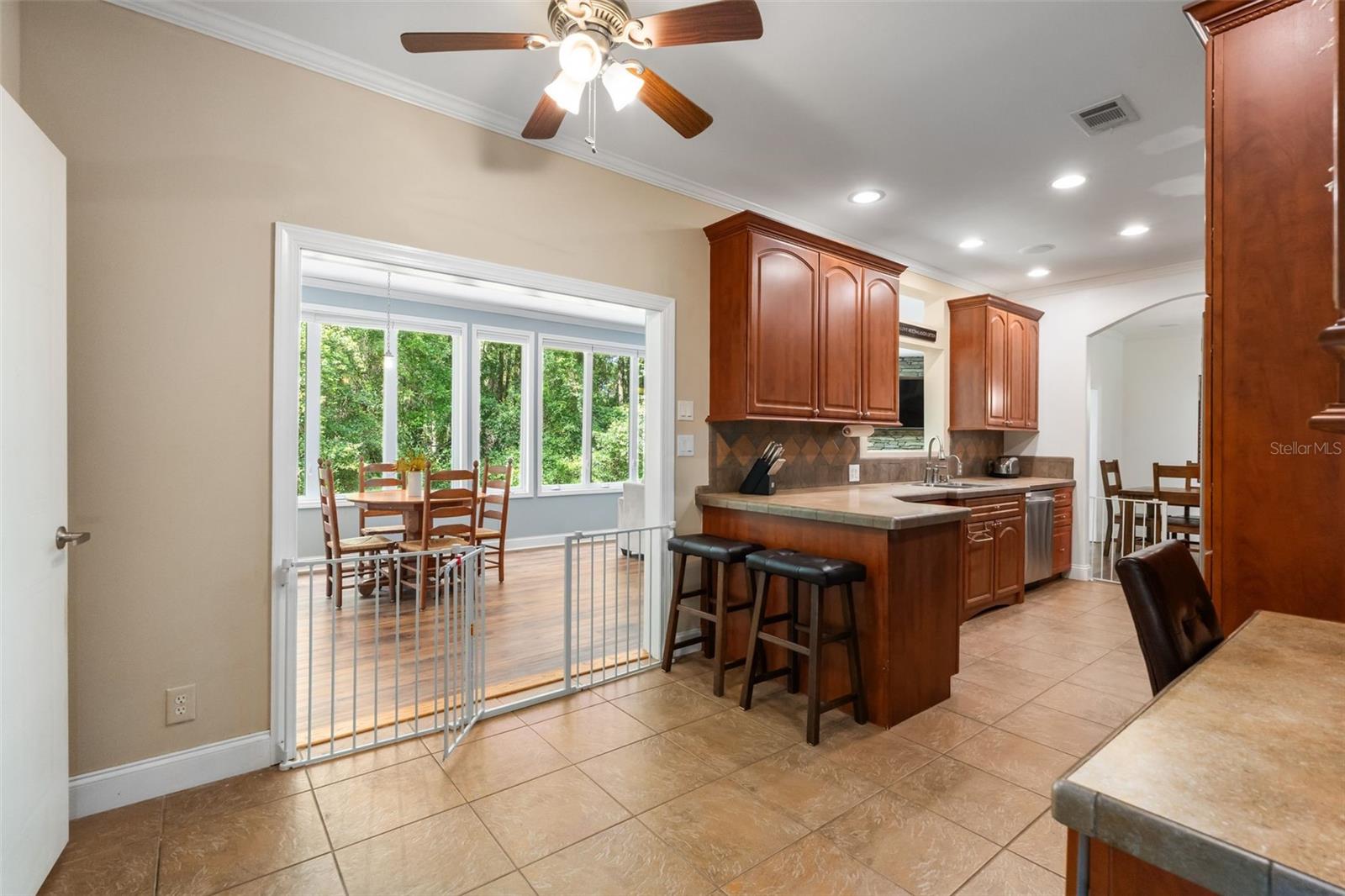 Image 10 of 51 For 14204 70th Street