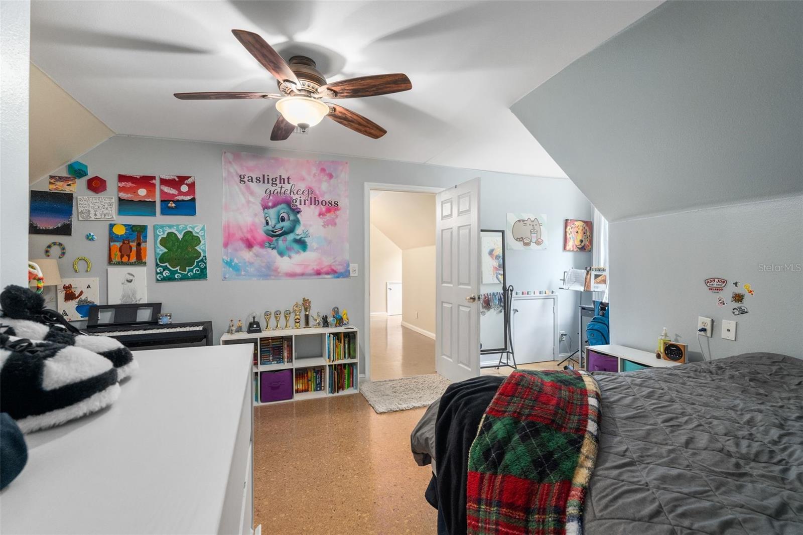 Image 27 of 51 For 14204 70th Street