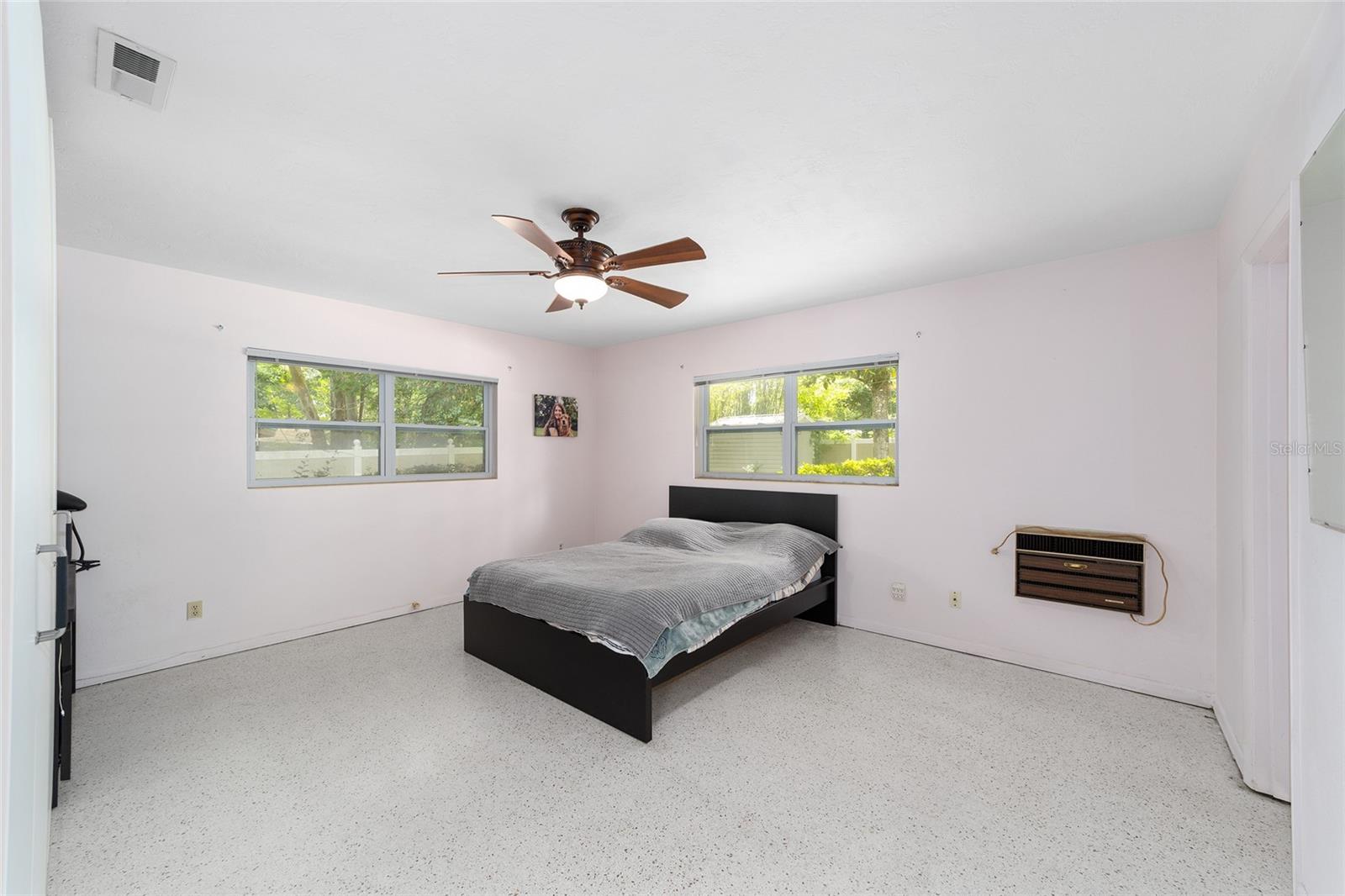 Image 18 of 39 For 1716 22nd Street