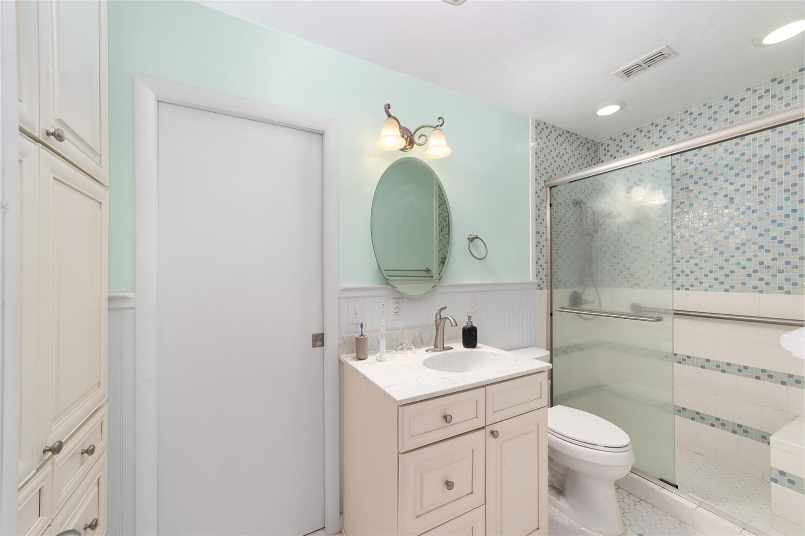 Image 21 of 39 For 1716 22nd Street