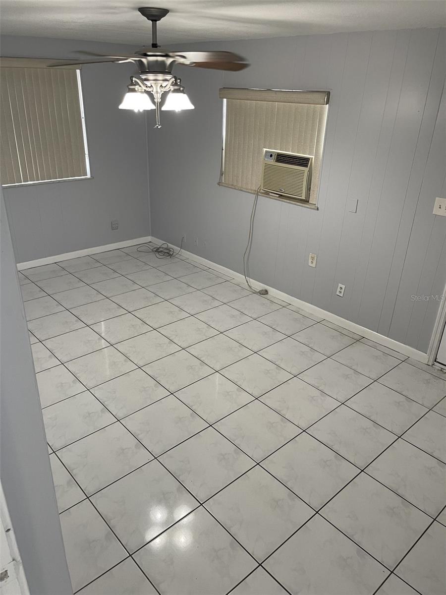 Image 14 of 31 For 6019 Fern Street