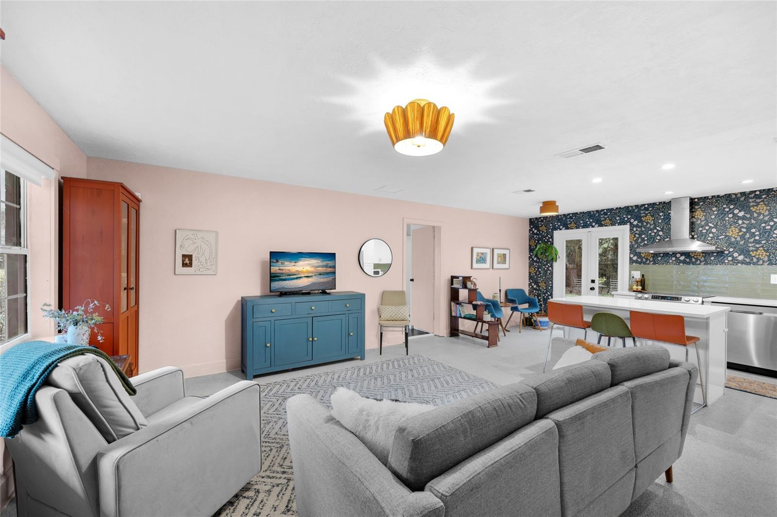 Image 4 of 31 For 541 10th Street