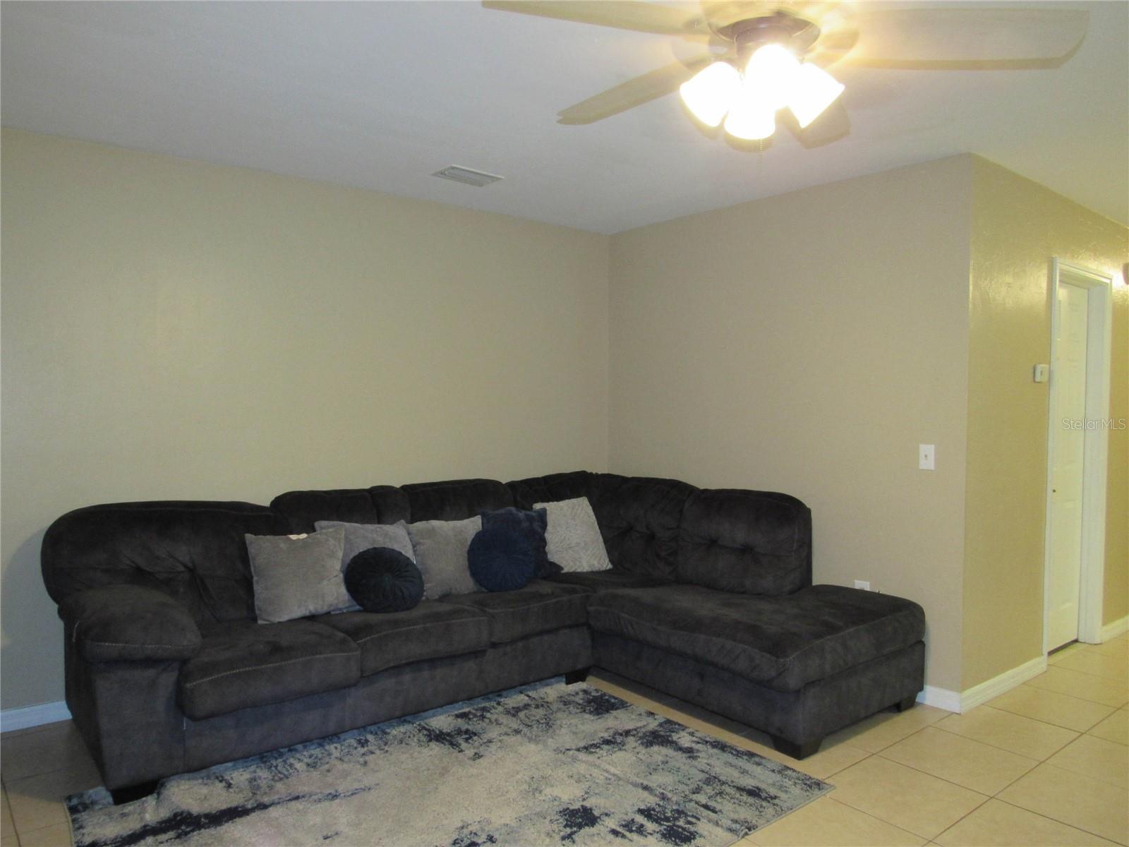 Image 15 of 39 For 2911 38th Place