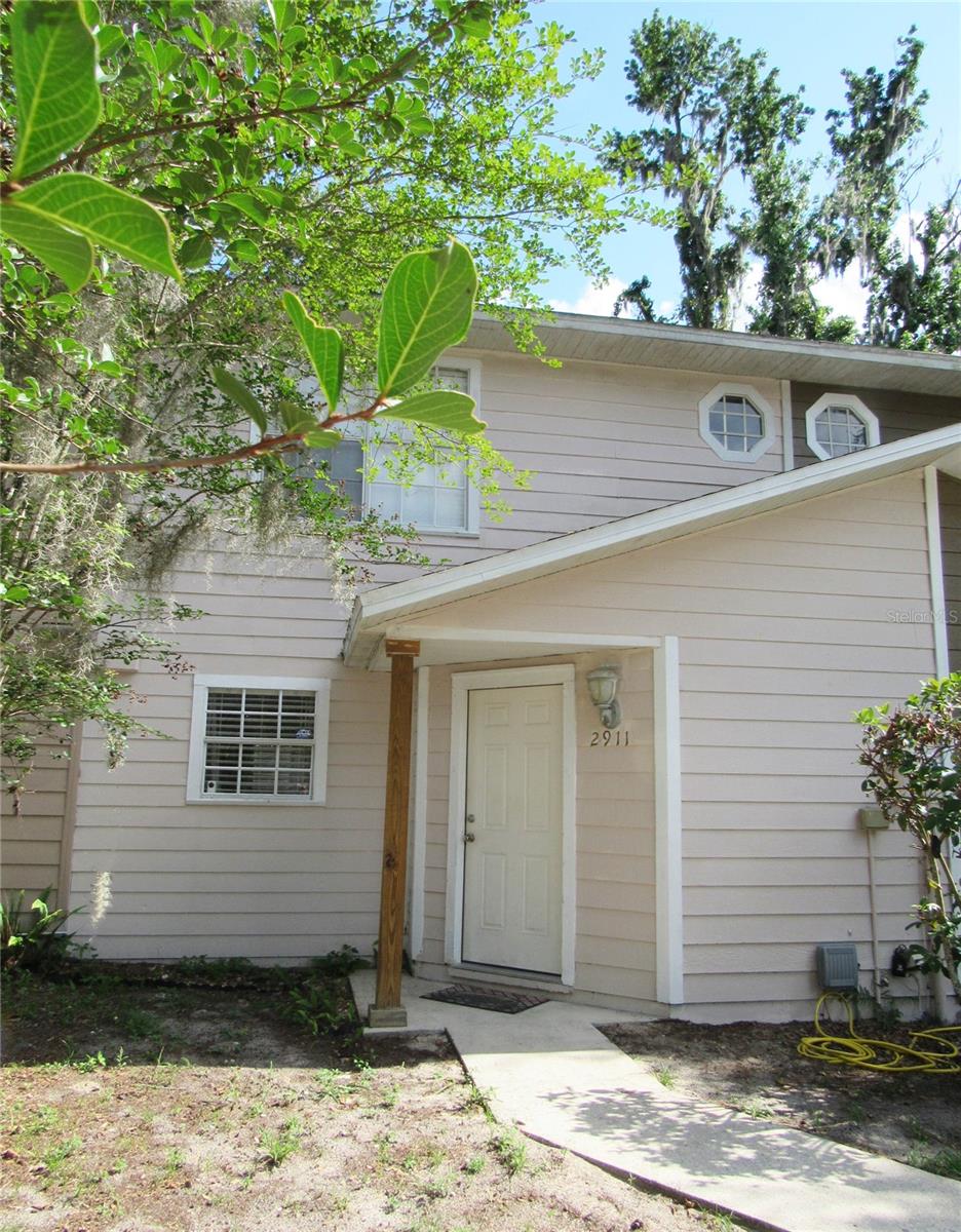 Image 3 of 4 For 2911 38th Place