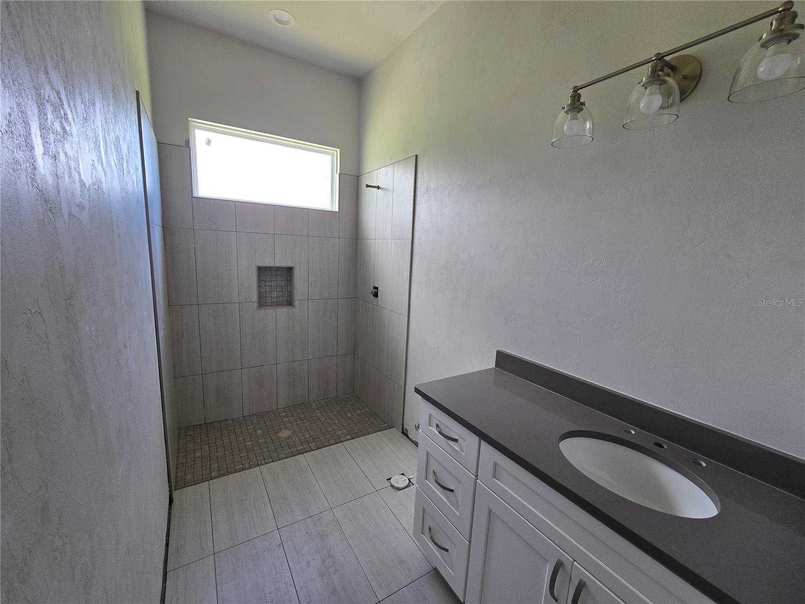 Image 12 of 14 For 16354 204th Street