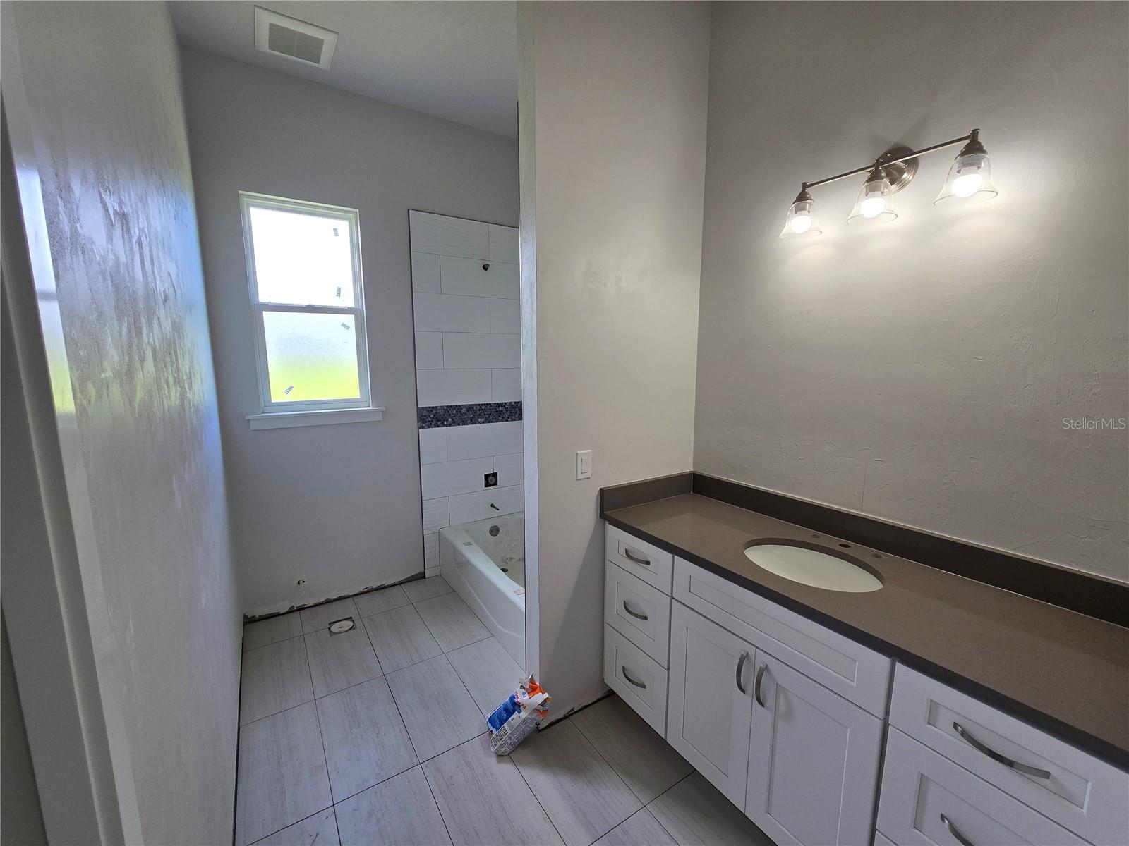 Image 13 of 14 For 16354 204th Street
